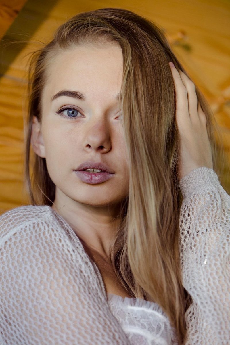 Полинка, 21